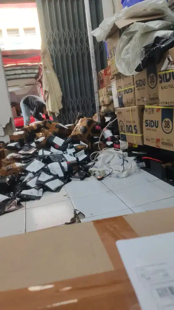 LOKER PICKER/PACKING BERPENGALAMAN