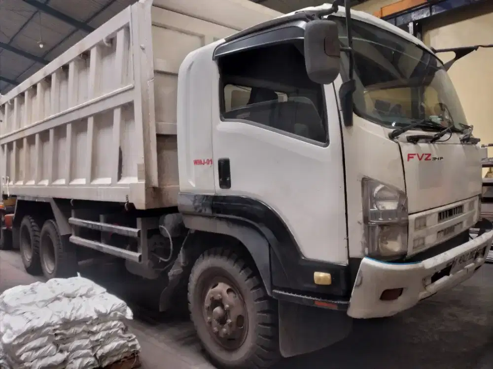 Dumptruck Isuzu GIGA FVZ 285PS