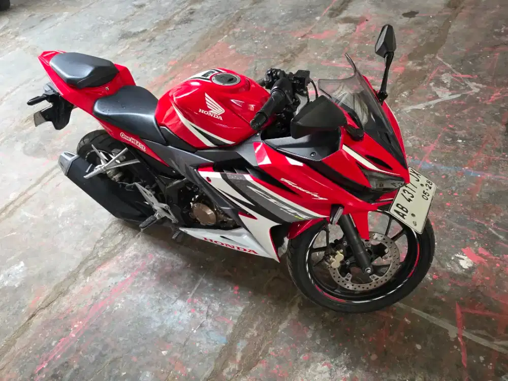 Cbt 150 2018 merah mulus istimewa
