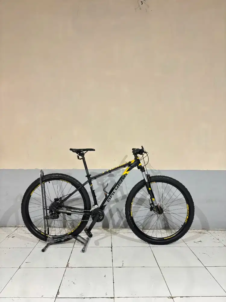 POLYGON PREMIER 5 TAHUN 2023