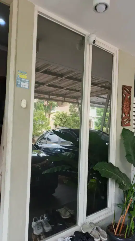 Kaca Film oneway unt privacy ruang tamu rumah anda