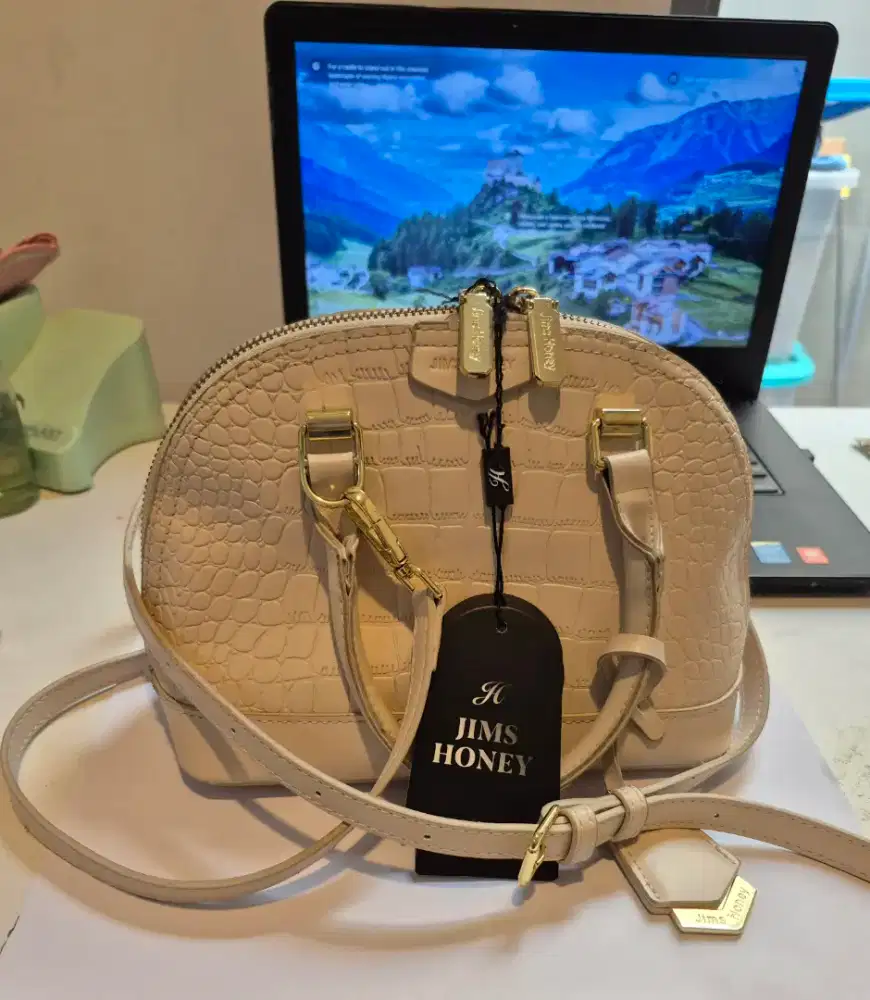 Tas wanita warna putih