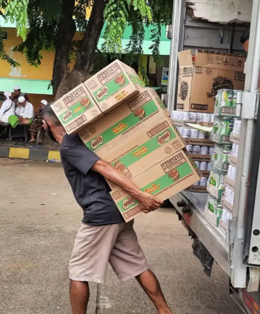 Kuli Angkut / karyawan Cowok Agen Sembako