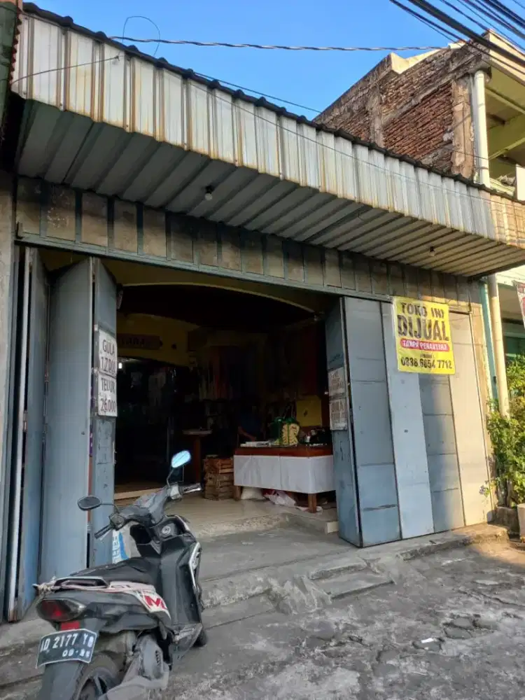 RUKO PINGGIR JALAN STRATEGIS