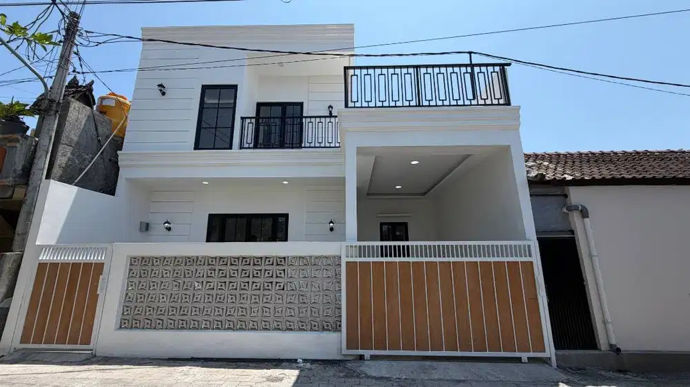 DIJUAL ATAU DIKONTRAKAN RUMAH BARU DI DENPASAR SELATAN 3 KAMAR SHM