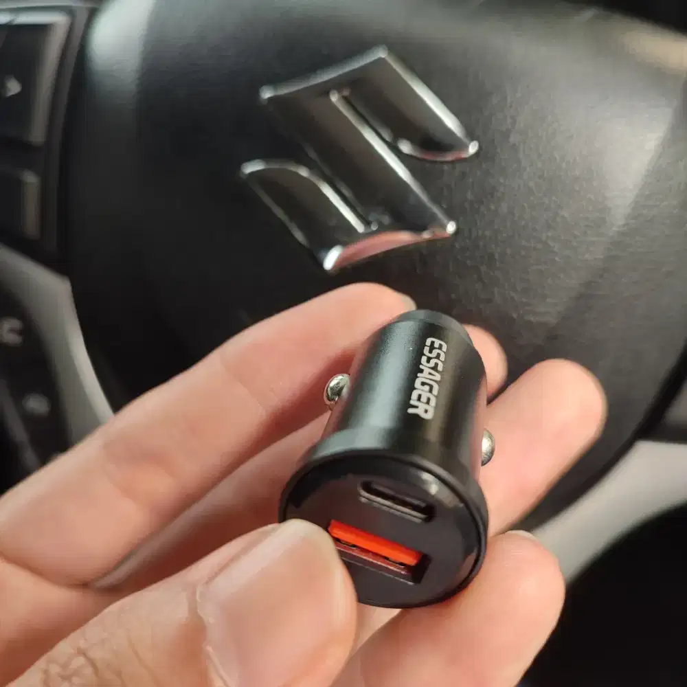 Pengisi daya type C + USB Mobil/Motor