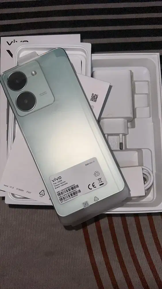 Vivo y36 5G 8/256 nfc green