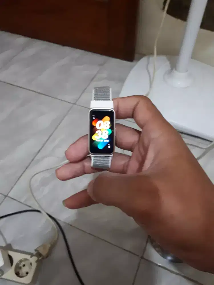 Huawei band 9 rose gold