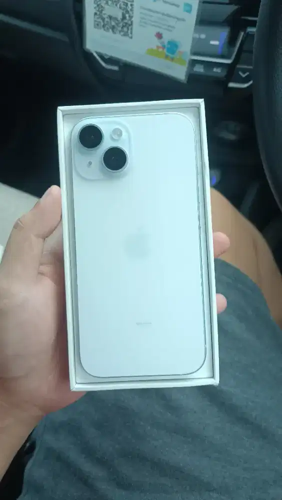 Iphone 15 128 gb blue ex ibox pemakaian baru 2 minggu