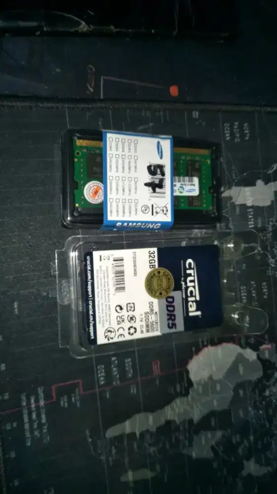RAM Crucial DDR5 dan samsung DDR4