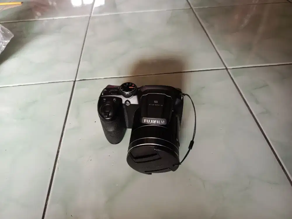 Kamera Fujifilm S4600