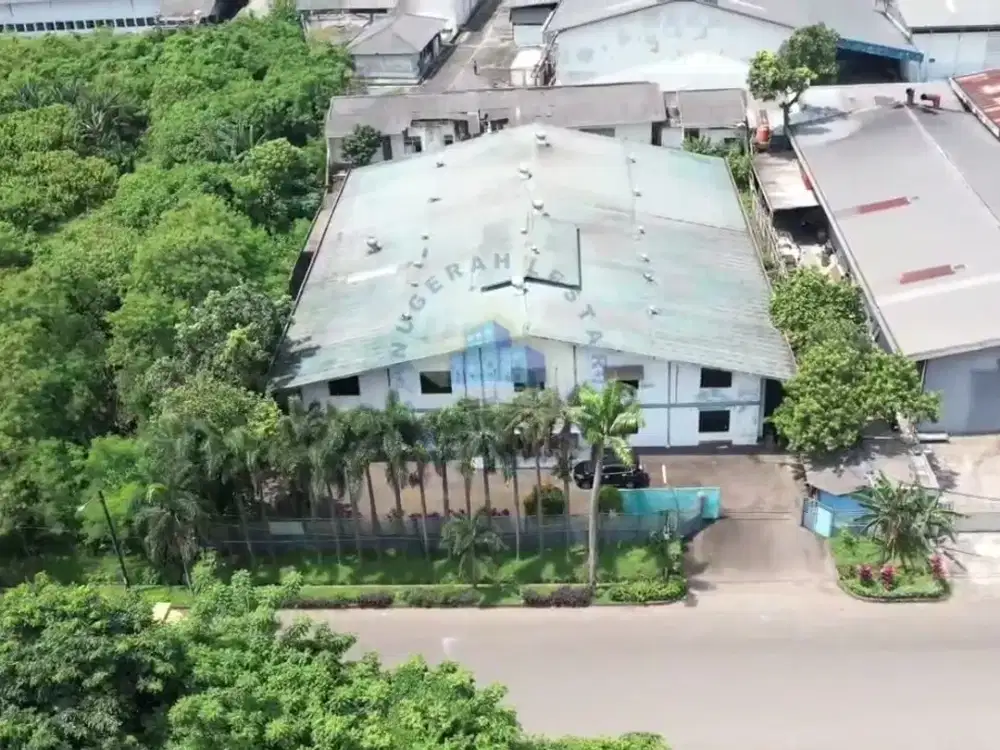 Pabrik di Kawasan Industri Cikupa Mas 1 - Tangerang, Banten.