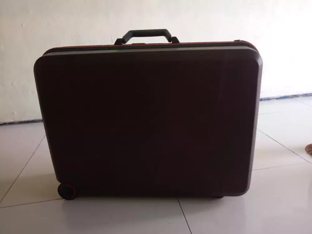 koper hardcase echolac