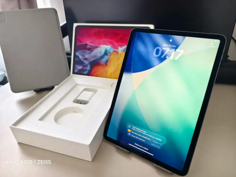 Ipad Pro 11 Inch 2nd Generation 2020 Mulus Like New