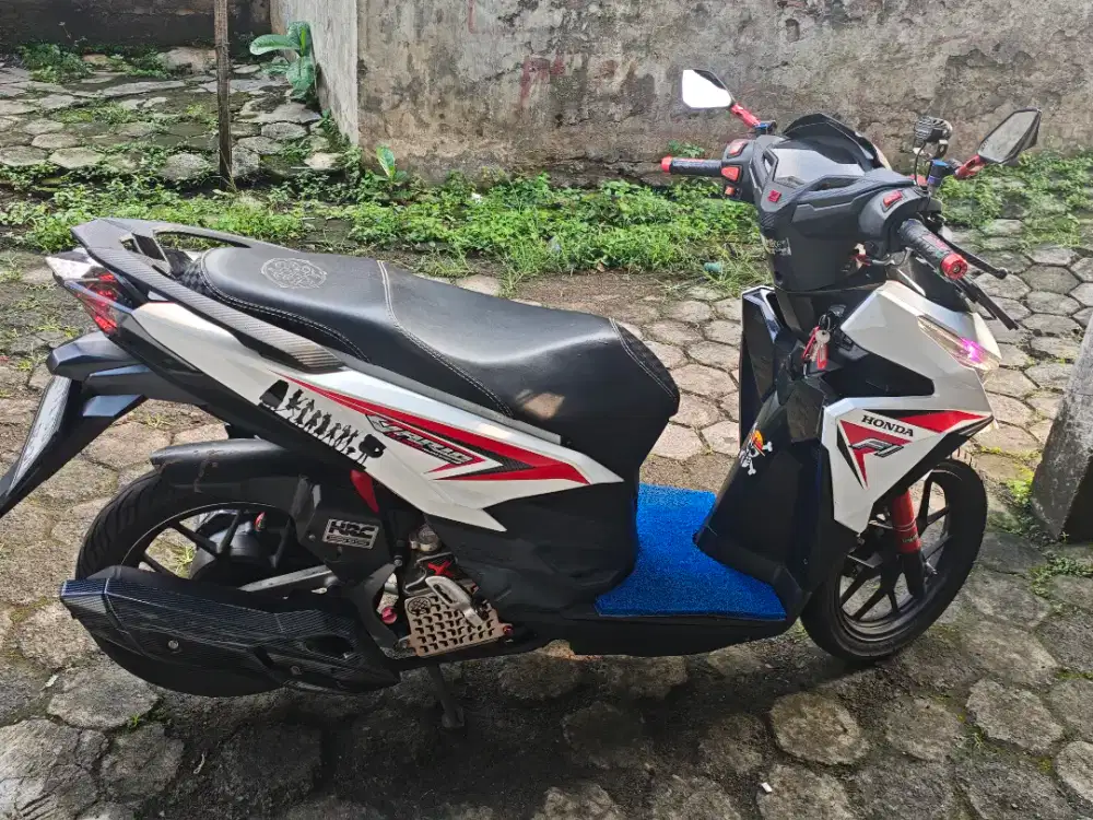 Vario Techno 125