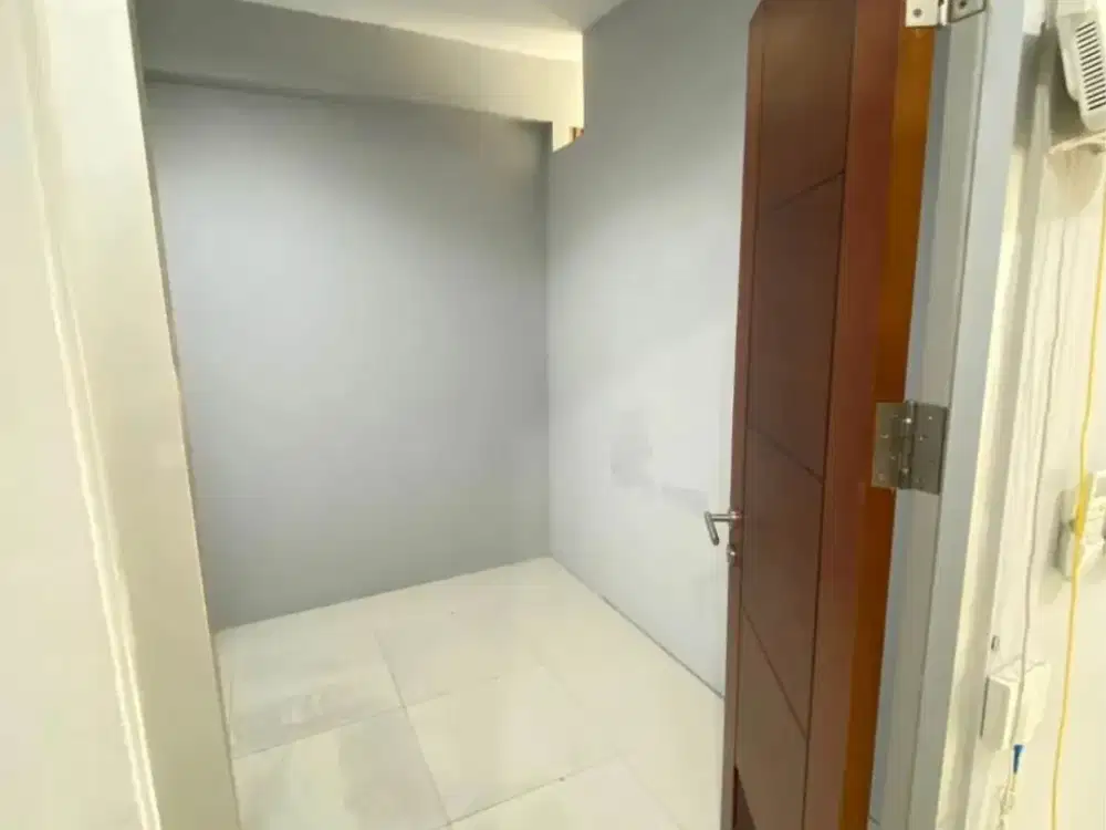 DIJUAL APARTEMEN GUNAWANGSA TIDAR TOWER A LANTAI 23 SEMI FURNISHED