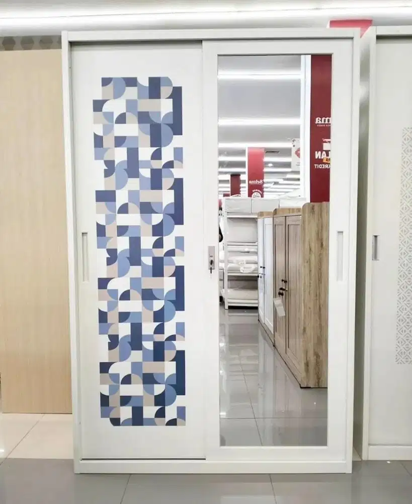 Ready lemari pakaian sliding 2 pintu bahan full besi