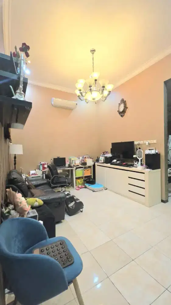 Rumah bawa HOKY! Lebak Timur Indah. BagusLingkungan sangat aman