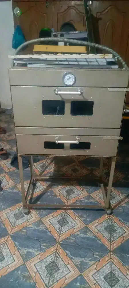 Dijual cepat Oven gas