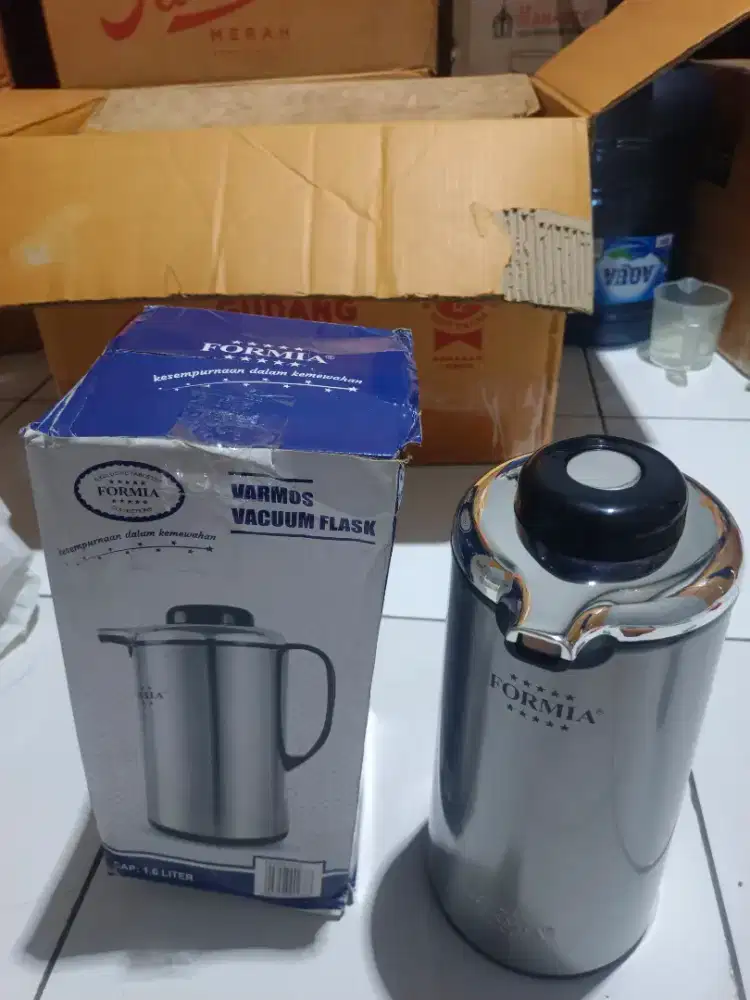 Teko air teh merk formia 1,6 liter baru