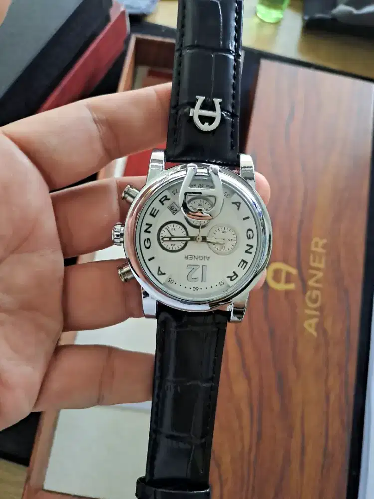 Jam tangan unisex premium