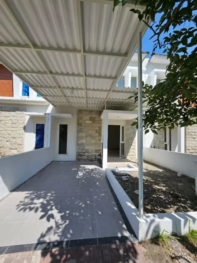 Dijual rumah Puri Surya Jaya Cluster Boston Sidoarjo lingkungan nyaman