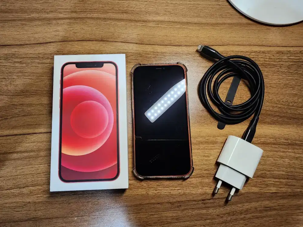 Iphone 12, warna: red, 4/128 gb, fullset, ex Ibox, resmi, ready!!!