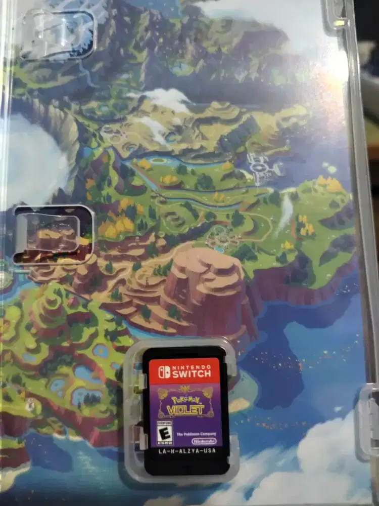 Jual game Pokémon Violet original untuk Nintendo Switch.