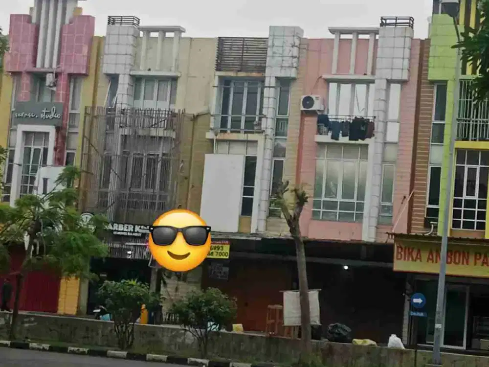 D sewa ruko hawaii cengkareng