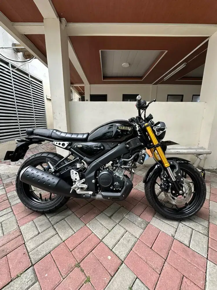 YAMAHA XSR 155 2023 HITAM REAL KM RENDAH