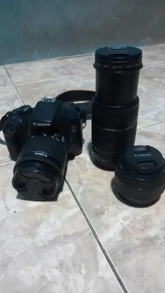 Kamera EOS1300D + LENSA