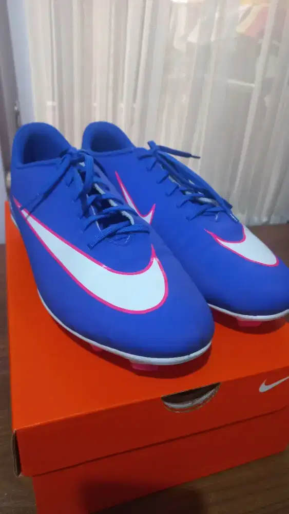 Sepatu Sepak Bola Nike Mercurial Vapor