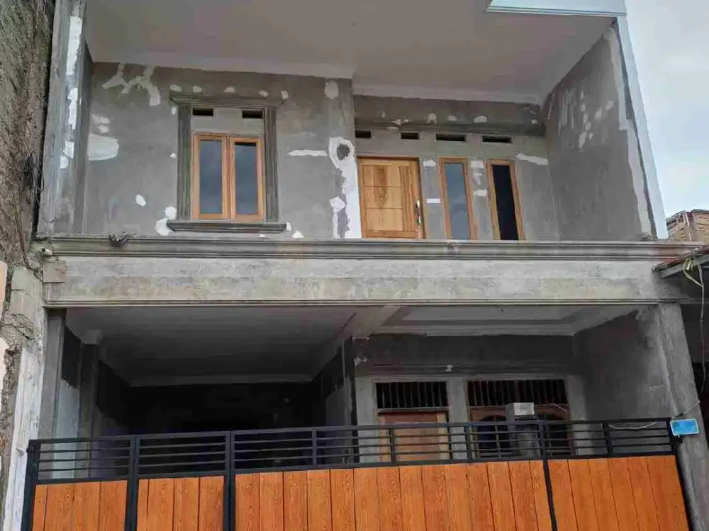 Rumah Dijual di Caman Utara Jakasampurna Bekasi Barat