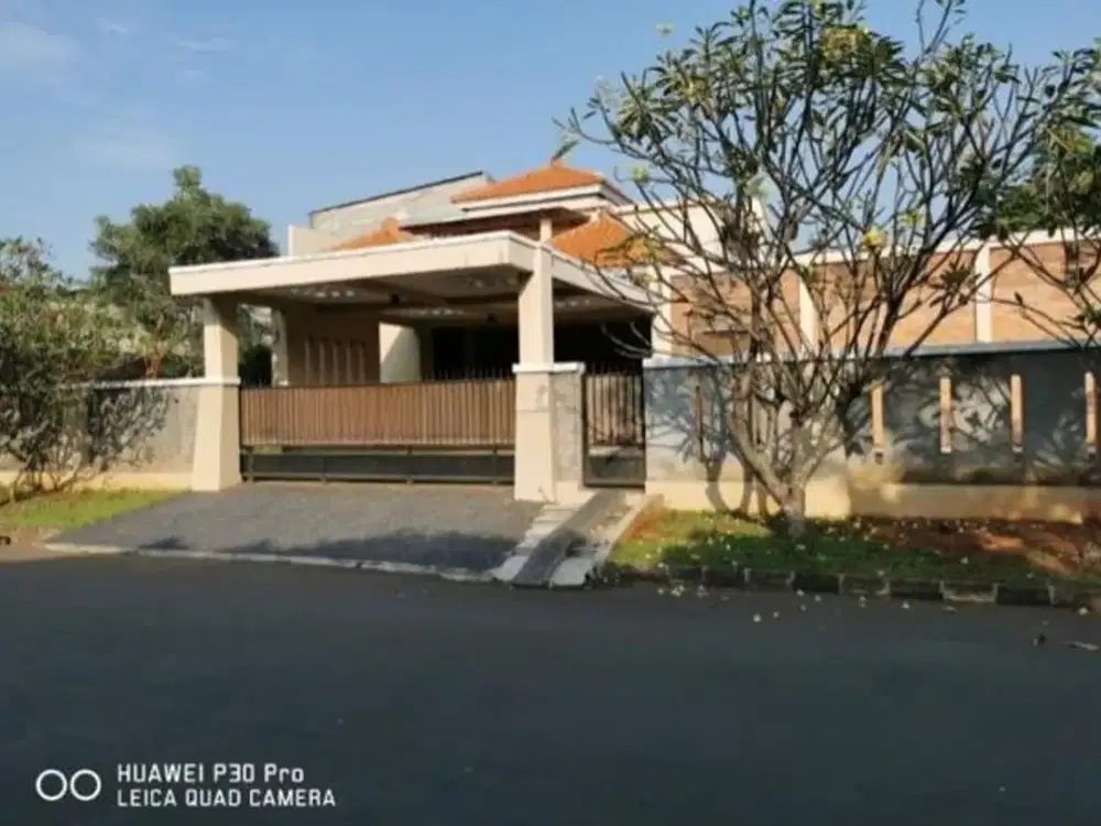 Di jual Rumah nyaman, lingkungan hijau asri.