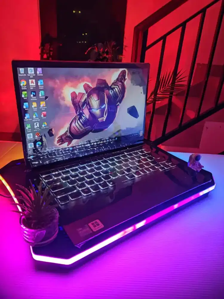 Laptop Slim Design Lenovo X1 Carbon Core i5 Ram 8/256gb Ssd Siap Pakai