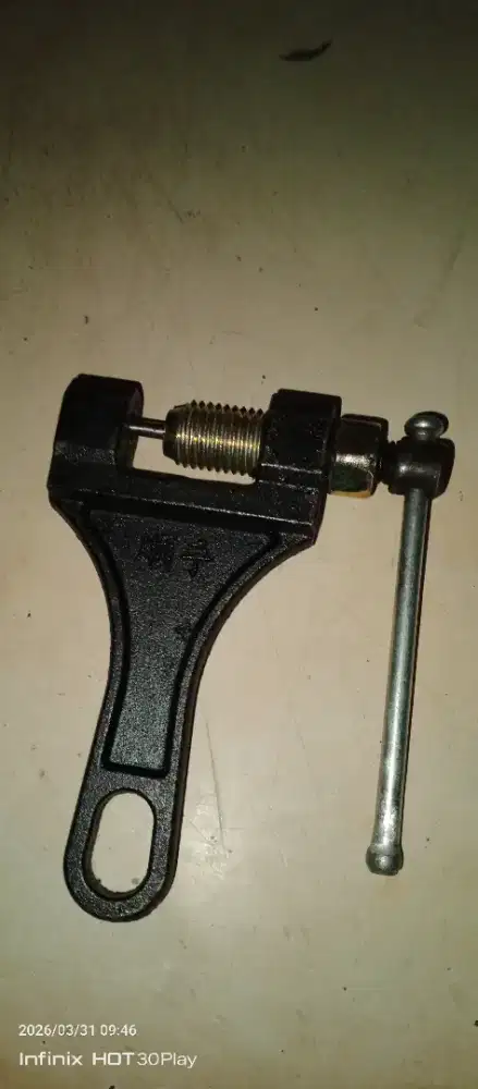 Alat buat pemotong rantai motor kondisi baru tinggal pake aja kok