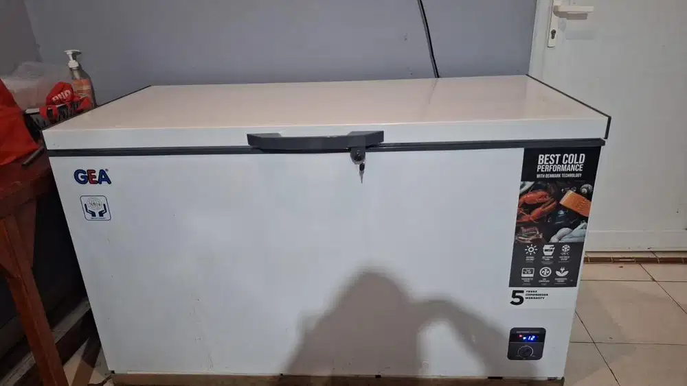 Freezer bekas GEA 500liter