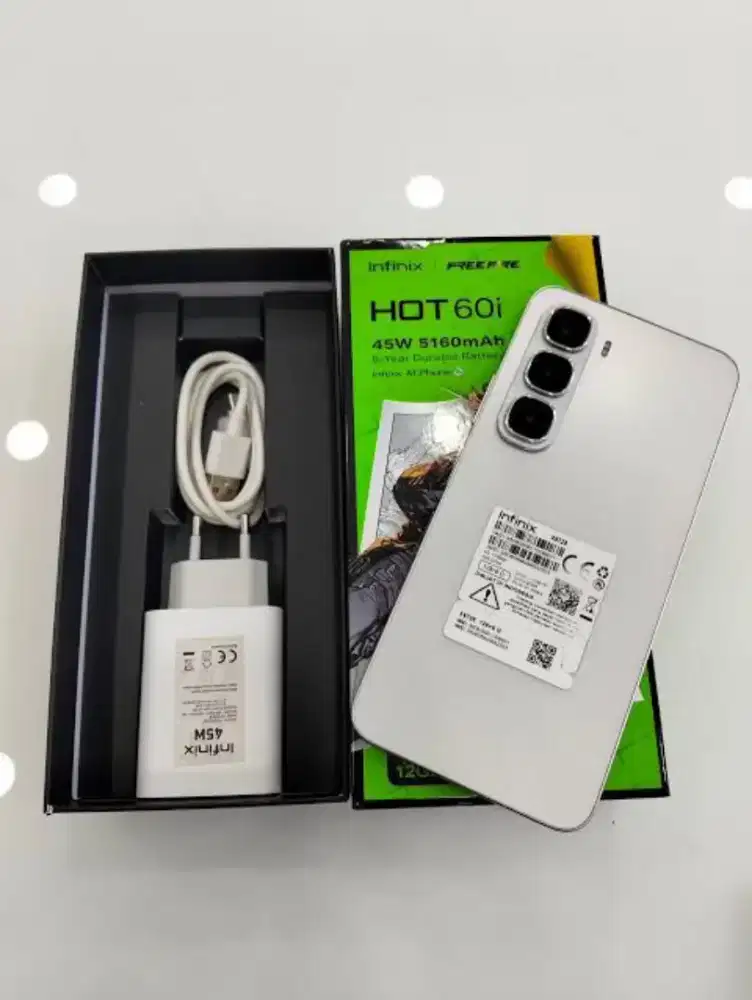 Infinix Hot 60i Ram 8gb + 5gb / 256GB Garansi Resmi Silver NFC