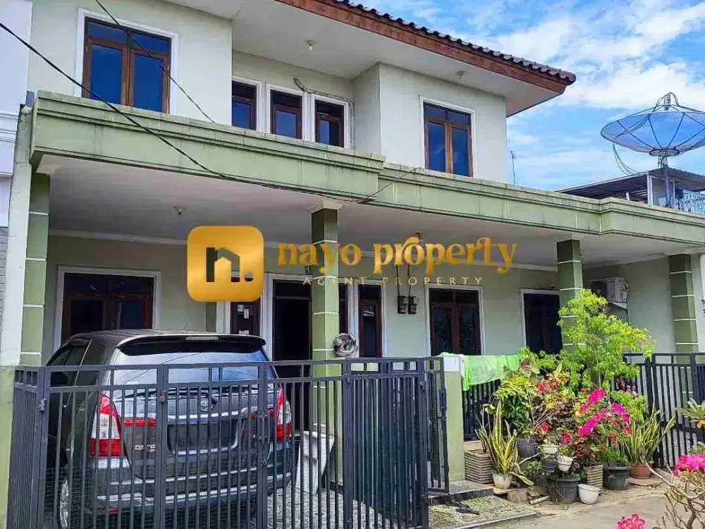 Rumah Bagus Tanah Luas Dalam Komplek Strategis Dekat Sunmarecon dan Stasiun di Bekasi Kota