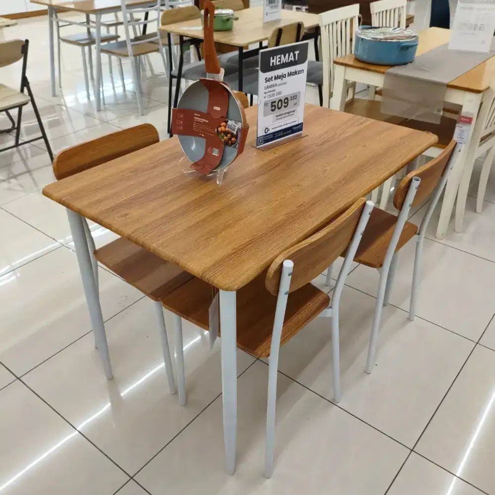 Selma Lamira Set Meja Makan 4 Kursi – Minimalis & Elegan