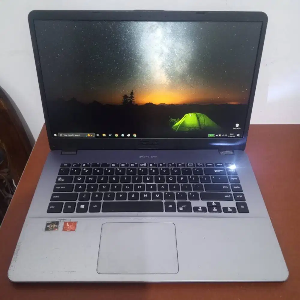 ASUS VivoBook AMD Ryzen 5, Ram 8 Gb, SSD 256GB, 15