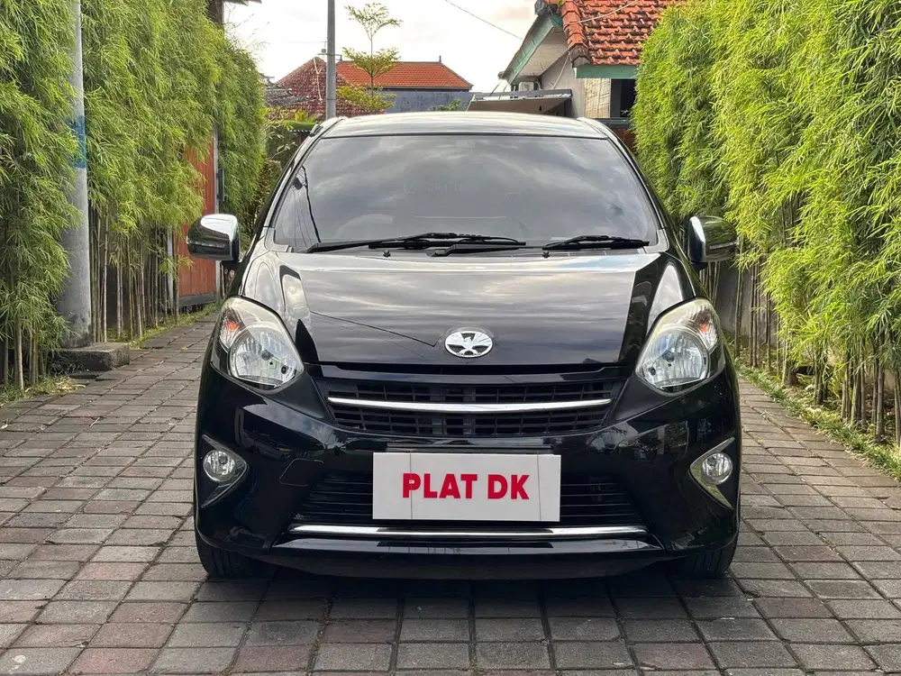 TDP 10Jt | Toyota Agya 1.0 G Metik 2013 Hitam Plat DK