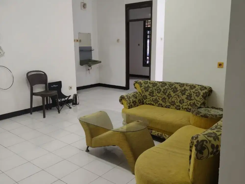 Dijual Cepat Rumah Nyaman Siap Huni Lokasi Strategis di Taman Kopo Indah 1 Bandung