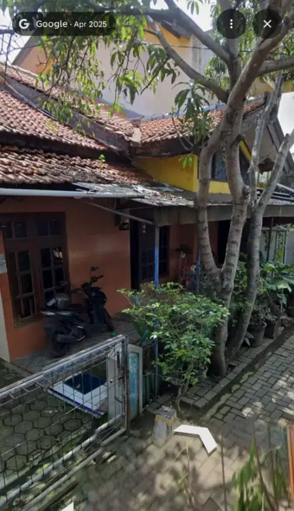 Rumah Lokasi Strategis Cocok Untuk Investasi Kos-kosan dan Kontrakan