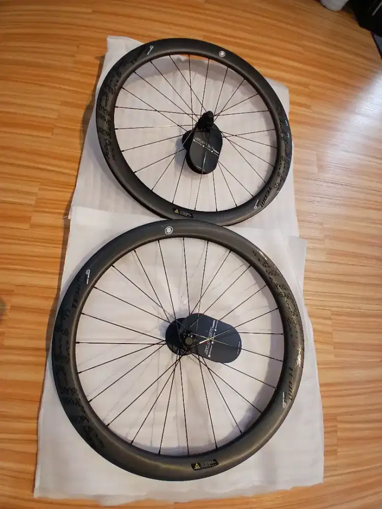 WHEELSET ROADBIKE SUPERTEAM 50MM DISCBRAKE CARBON BARU