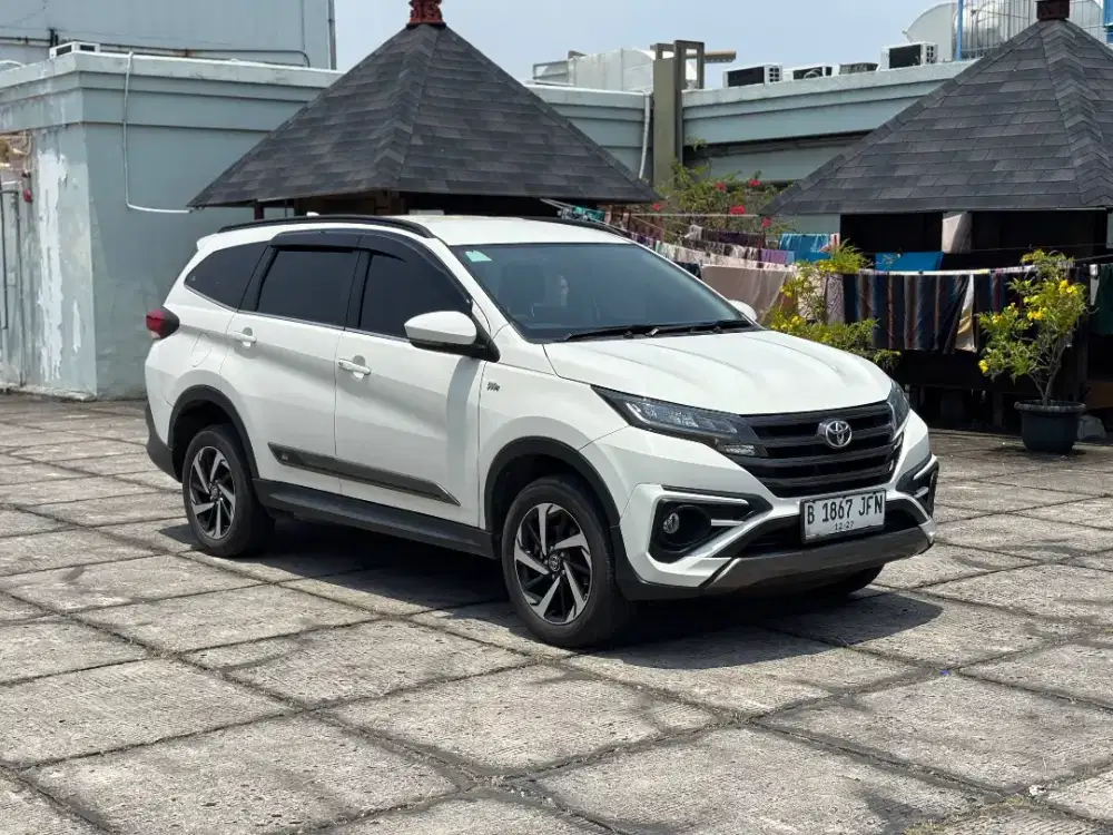 [LOW KM] [Full Ory] Toyota Rush GR 2022 AT