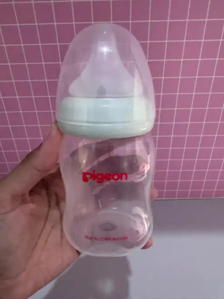 Botol susu Pigeon / botol susu bayi