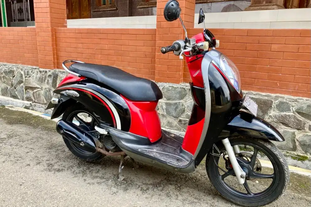 Honda scoopy 2012