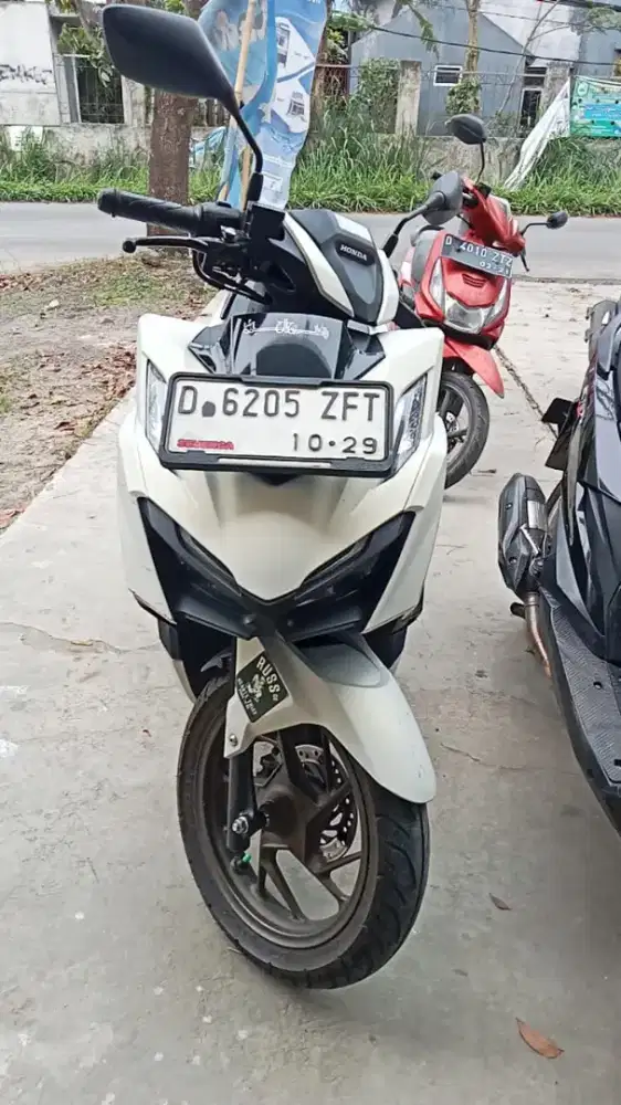 VARIO 160 PUTIH SIAP PAKAI