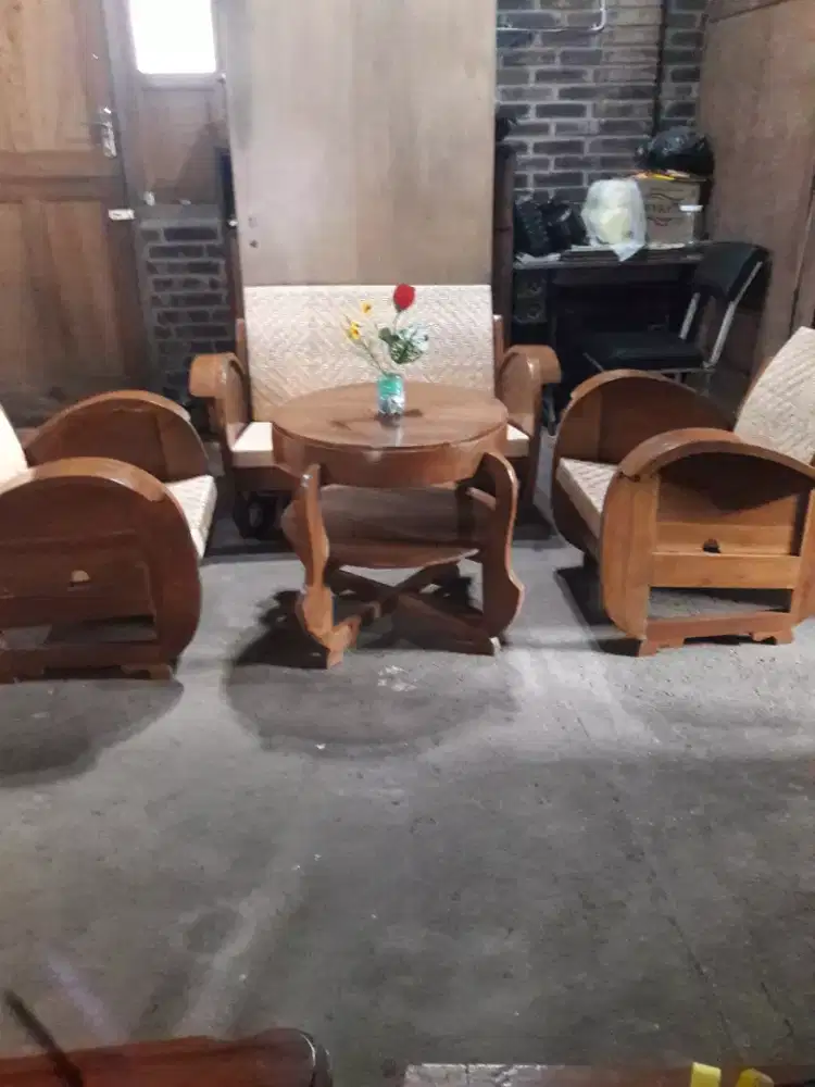 Kursi Lawas Sedan Rotan